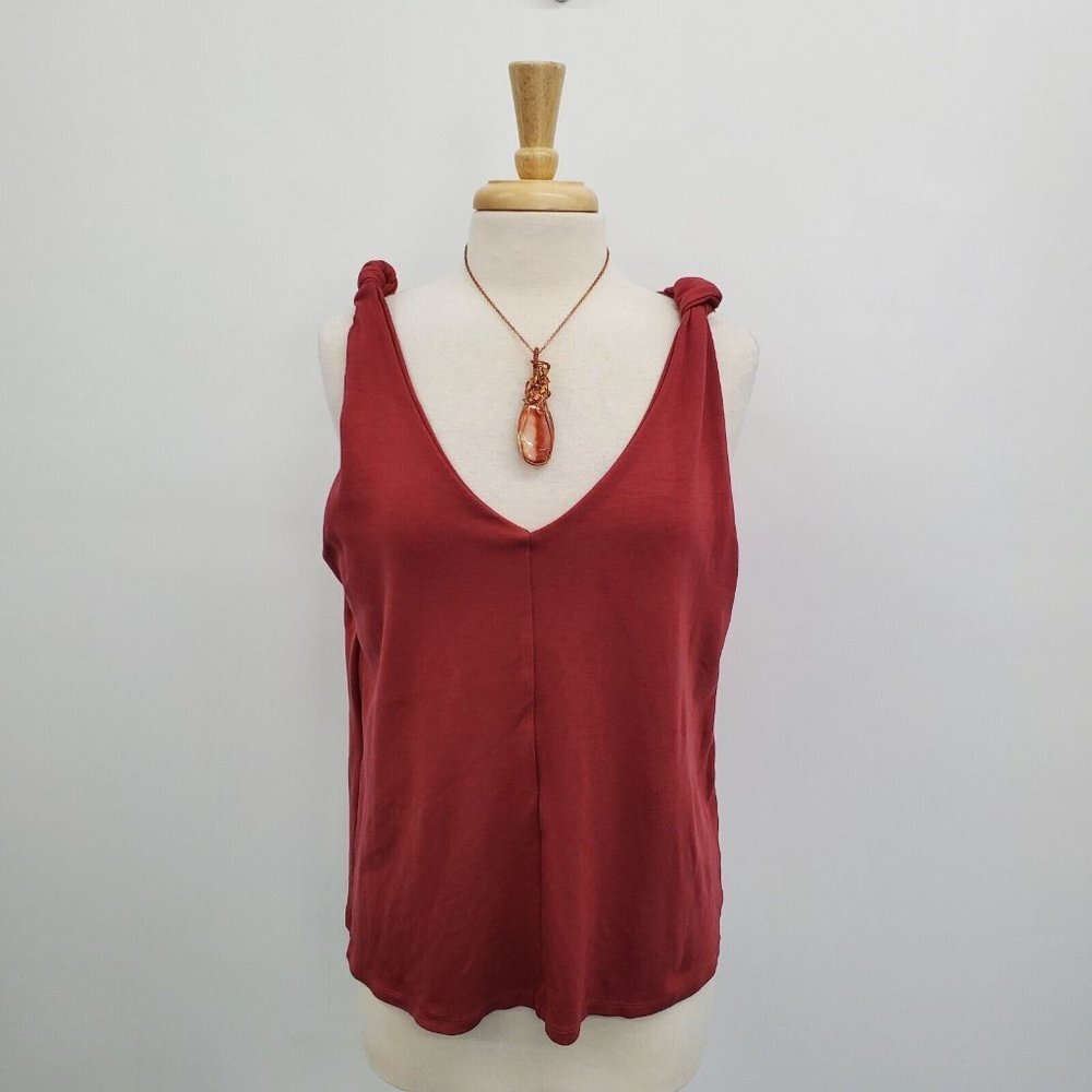 Womens Maroon Red V-Neck Tank Top Plus 1X Knot Straps Thick Knit Rayon Marybelle